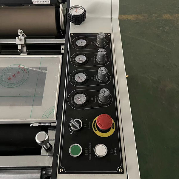 Small Semi-Auto Laminating Machine