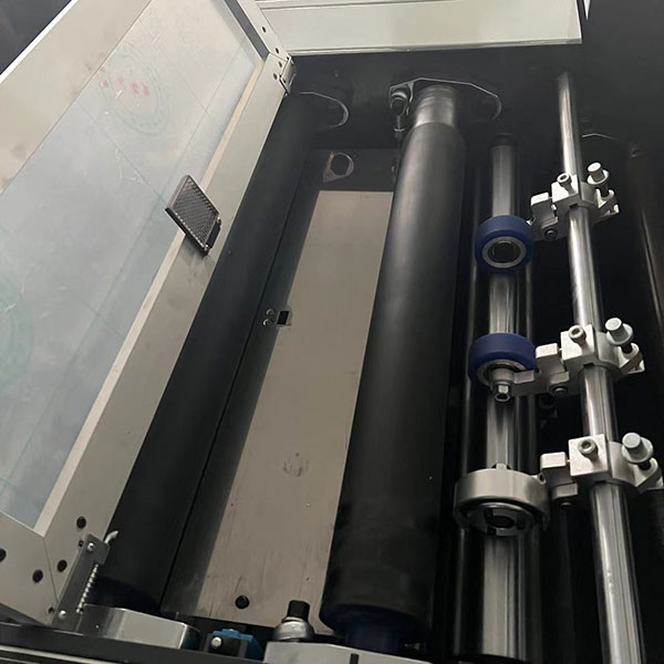 Small Semi-Auto Laminating Machine