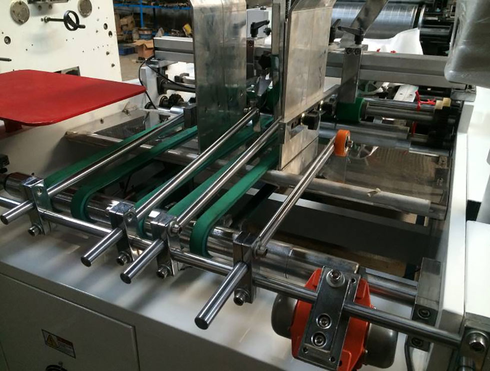 Punching and Creasing Window Patching Machine
