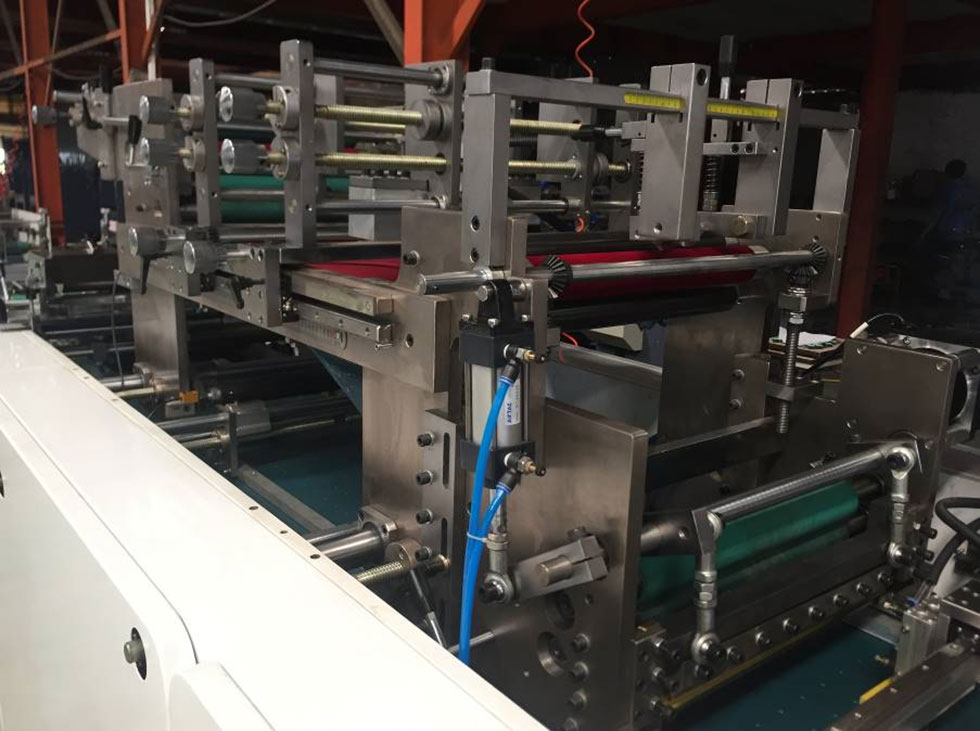 Punching and Creasing Window Patching Machine